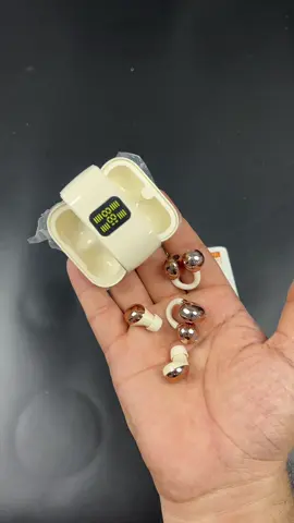 #CoupleEarphones #BluetoothEarbuds #TWSEarbuds #WirelessEarphone #earbudsmalaysia 