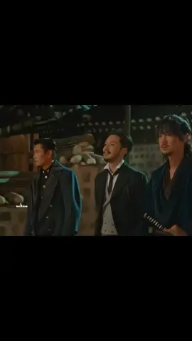 محد يدري شعوري وانا اتابعهم..😣❤️ . . . #mrsunshine  #السيد_المشرق  #كيدراما_كورية_اسيوية  #kdramafyp  #explore 
