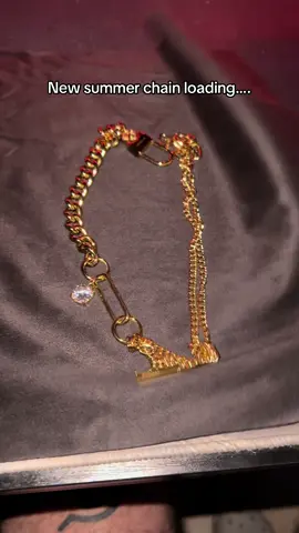 Gooooooollyyy #vitaly #vitalychain #fyp #sale 