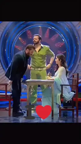 قامت كاترينا بدور شُرطية و وجهت تهمة لسلمان ليفاجئها سلمان بالرد في النهاية 😂👏🏻🔥 #Salmankhan #Katrinakaif #Viral #Explore #fyppppppppppppppppppppppp 