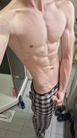 chest dayy #fyp #gym #GymTok #gymmotivation #workout 