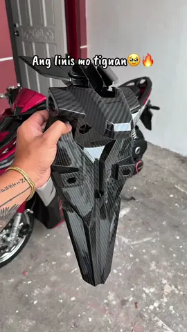 Ang linis tignan netong Carbon Rear Fender.🥹🔥 #carbonrearfender #rearfender #hondaclick #motorparts #click125i 