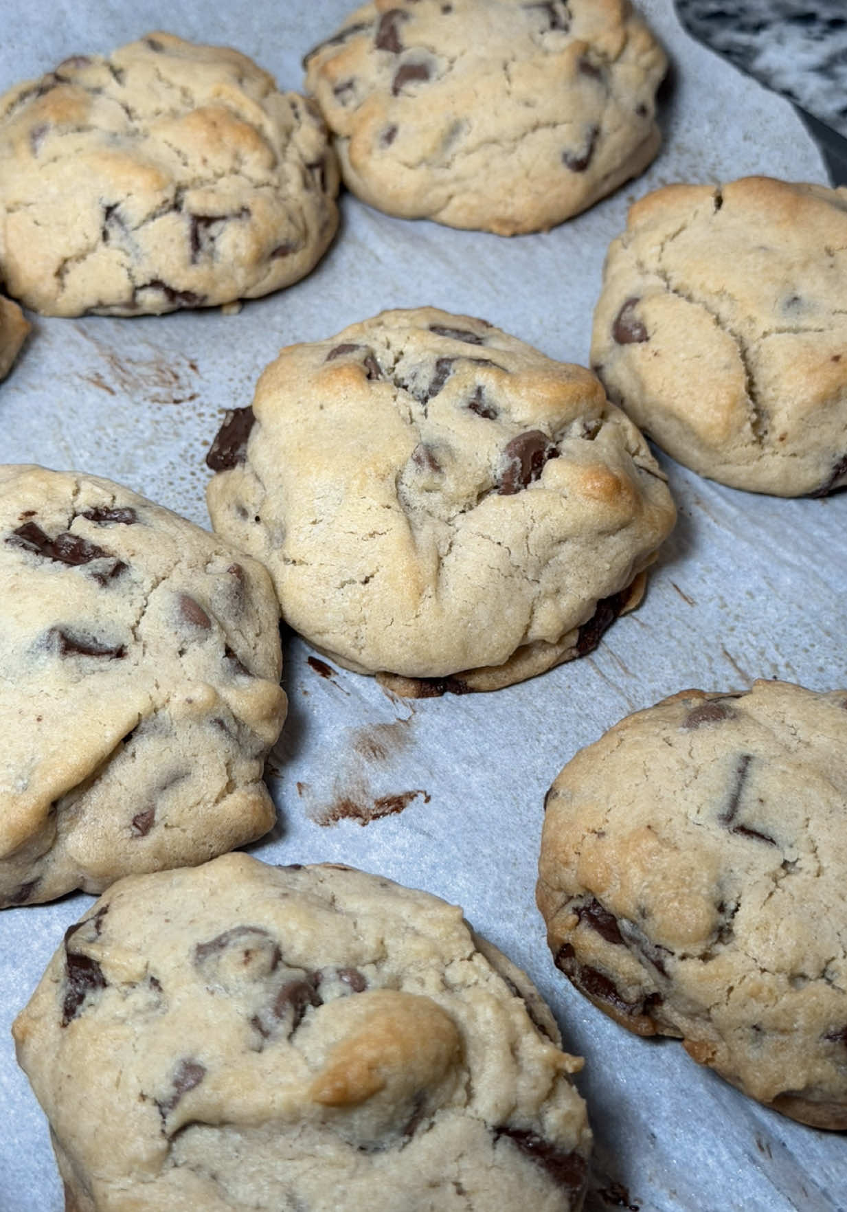 The best Chocolate Chip Cookie recipe to exist — recipe on my insta 🍪 🫶🏽 #cookie #chocolatechip #baking #dessert 