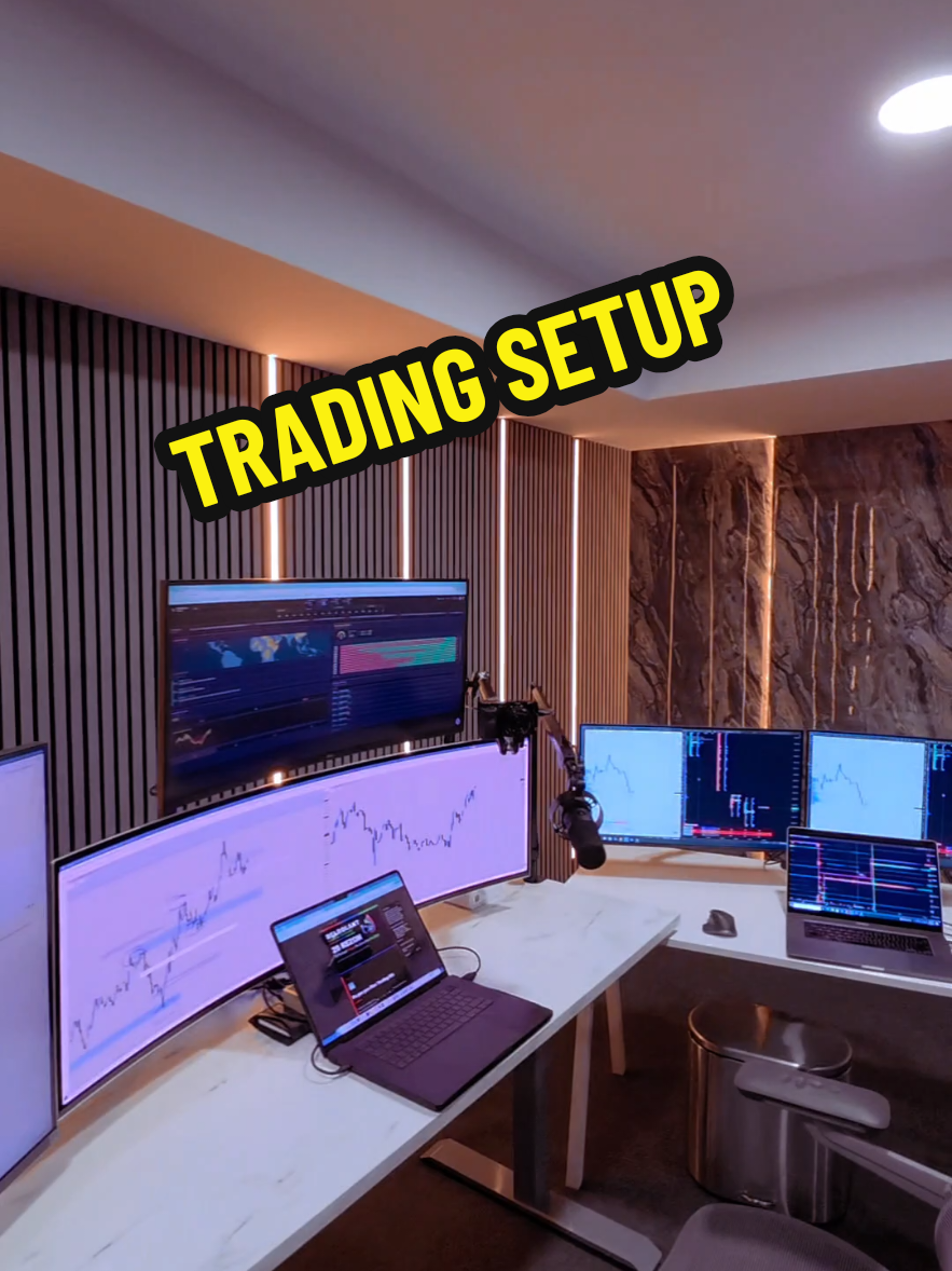Paradi pa m. 🖥️📈 An tan ke trader, ou sipoze respekte kote w ap travay la. Se pa yon expensive office ki pral fè w fè kòb nan market la, men lè w kòmanse grandi step by step, ou dwe update anviwònman w tou. Pa janm konpare chapter 1 pa w ak chapter 20 yon lòt moun. Mwen prepare yon gid pou ede tout moun, depi beginners rive advanced, konprann pi bon fason pou fè Trading Setup yo. Kòmante “SETUP” anba video a, m ap voye gid la nan DM ou. 🚀 . . . . . . . . . . . . #setup #trading #haitia#beldolaht 