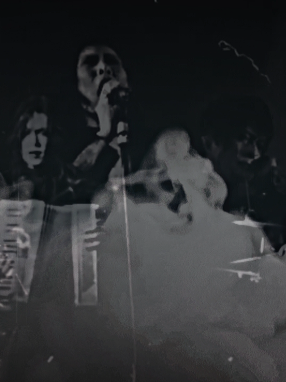 AHHHHHH I LOVE THIS SM#issay #bucktick #atsushisakurai #vkei #fyp 