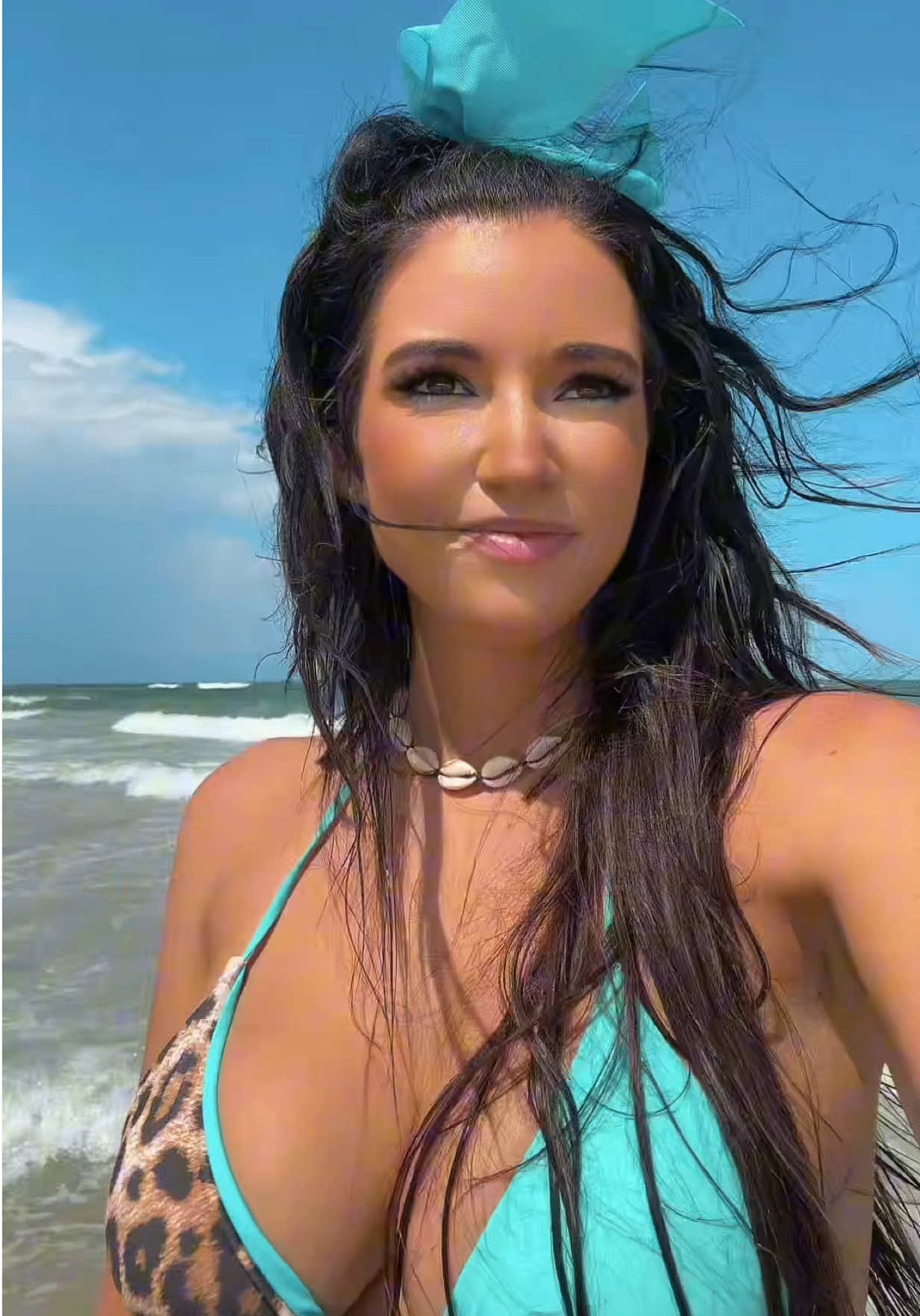 Just a windy day in Daytona 🌴🌊🐚