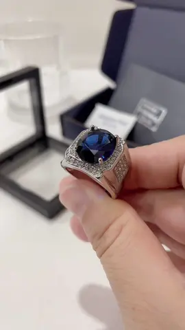 Affordable bling? This zircon ring delivers ✨ #mensrings #rings  #ringinspo   #mensingers #statementring 