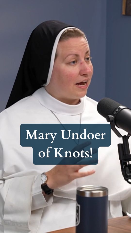 “Eve ties this knot and Mary unties this knot, opening up the way for salvation for all!” In Ep 22, Sr. Irenaeus, O.P. and Sr. Miriam, O.P. discuss the popular devotion to Mary, Undoer of Knots. Fun fact: this popular teaching is based on the theological writings of St. Irenaeus, one of the early Church Fathers and Sr. Irenaeus’s patron! Listen to the full episode on the Torch app, or on Spotify, YouTube or Apple Podcasts! Link in bio. #dominicansistersopenmic #church #mothermary #podcast