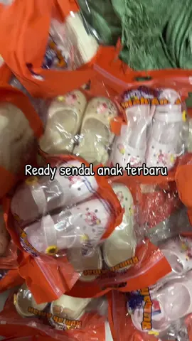 Sendal clog anak pilihan jibbit terbaru #mshpastipaten #juarasantap #fyp #fypシ゚viral #xyzbca 