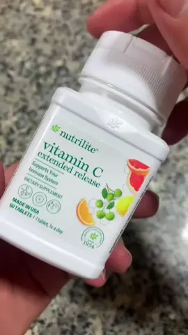 Cơ thể của mình không tự tạo ra VitaminC. Hãy bổ sung mỗi ngày để hỗ trợ, tăng cường và bảo vệ sức khoẻ nhé! Mình chọn Vitamin C Nutrilite Amway #amway #Nutrilite #VitaminC  