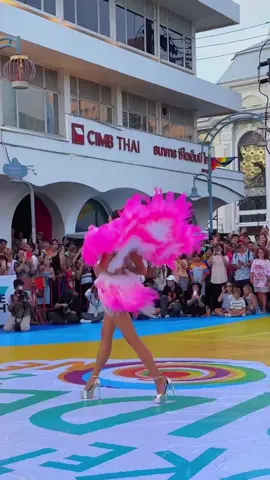 My Queen 🩷🤍 #vanessapulgarin #mgiallstars #phuket #Pride @VanePulgarin 