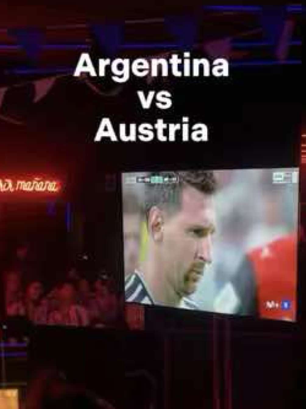Mismo team para el próximo partido 🫵🏼🍀 ¿Dónde vas a alentar? 🇦🇷  #mundial2026 #seleccionargentina #argentinosenvalencia #argentina #valencia 
