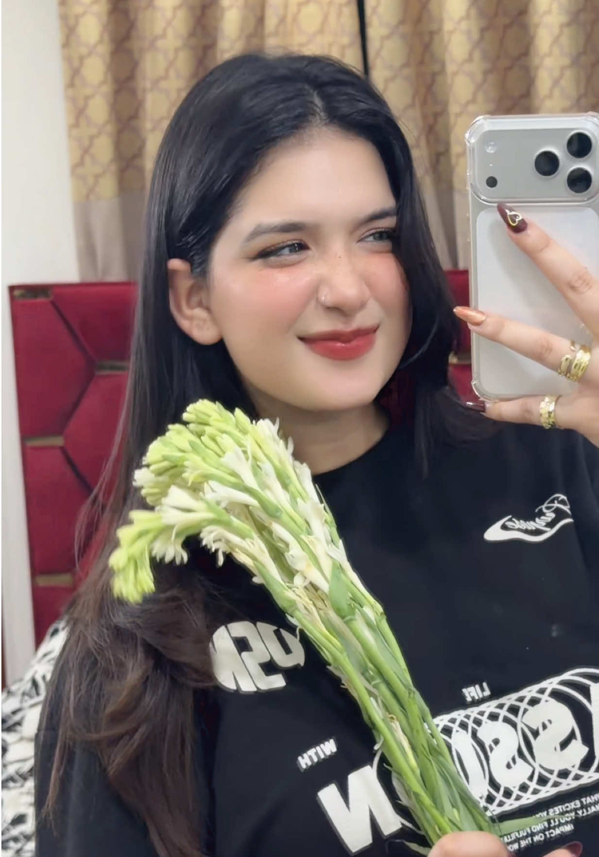 These flowers have my whole heart #fyp #foryou 