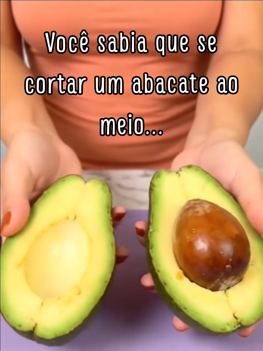 Você sabia que se cortar um abacate ao meio... 🥑 #receitas #fyp  #viral  #dicas  #cozinhafacil 