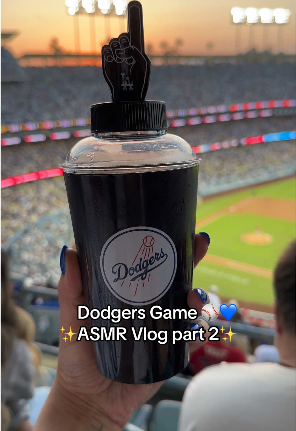 Part 2 of my @Los Angeles Dodgers vlog 💙⚾️ make sure to checkout part 1! Also let me know what your favorite baseball stadium food is✨Save,share & follow for more✨ #asmr #asmrwhisper #asmrvlog #dodgers #dodgersbaseball 
