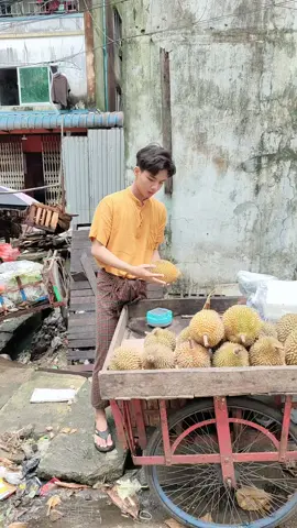 ငယ်ငယ်က အိမ်နဲ့စကားများရင် အိမ်မှာမနေချင်ဝူးလို့ပြန်ပြောတတ်တဲ့သားလေး အိမ်ကိုလွမ်းနေပီ အဖေ🥺@NyeinChanAung.3.9M #creatorsearchinsights #ကြိုးစားနေဆဲလူငယ်❤️‍ 