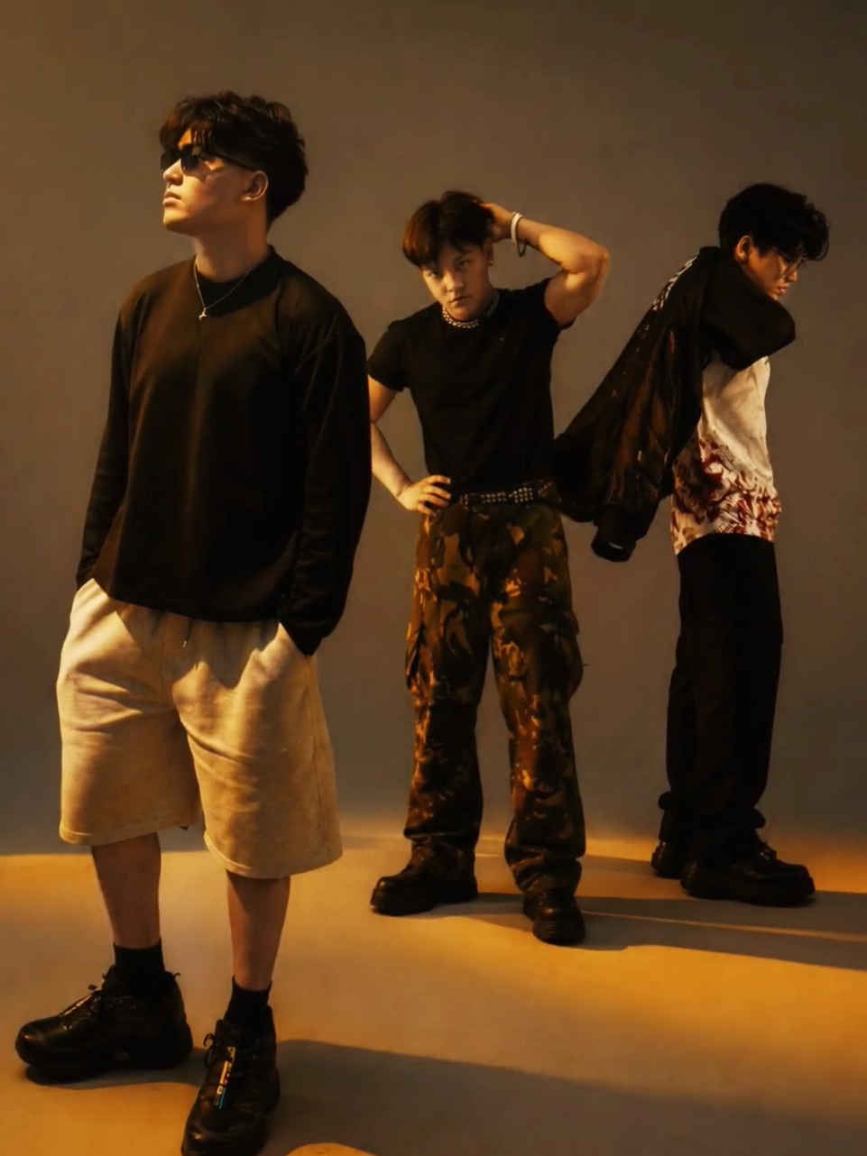 TRIO VIN🤙⚊1st pic @diz.zhytam  trio: @kevinstrongggg @azrealon_ @nevinjuga  #lapergang #trio #nevingaming #azrealon #chumkevin 