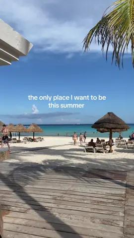 Could live hereeeee😍 Click the location link to learn more & book your trip!🌊🌴 #summervacation #beachvacation #mexico #allinclusive #allinclusiveresort 