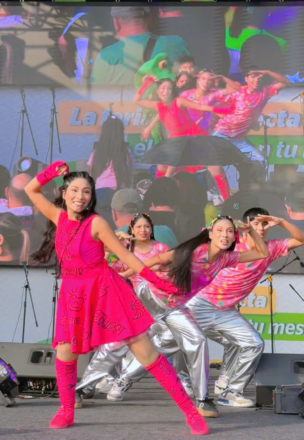 Show tributo Peruano Lara Campos ❤️IMITACIÓN PERUANA🥳🔥 EXPOAGRARIA 2026 #expoagraria2026 #laracampos #showinfantil #viraltiktok #show 