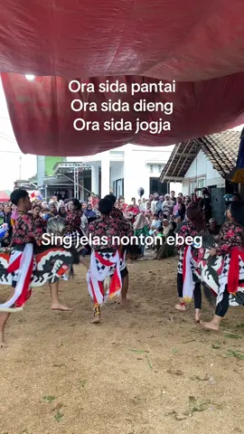 Nonton ebeg bae sing jelas tepat, nang ngarepp dewek maning.  #ebeg_banyumasan🐴🐴 #ebeg #viral #fyp 