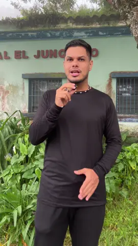 Domingo 28 de junio. Hospital del Junquito Km23. Hay disponibilidad de atención e insumos para quien lo necesite. @ROMÁN ORTEGA  . Reportajes luego de los sucesos del Terremoto del 24 de junio. Dios nos ampare a todos.
