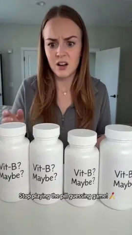 “💊👀Weekly pill organizer that finally keeps a two-round supplement routine organized, over 1100 sold and I know why. #pillorganizer #supplementroutine #wellnessover50 #healthfinds #TikTokShopfinds
