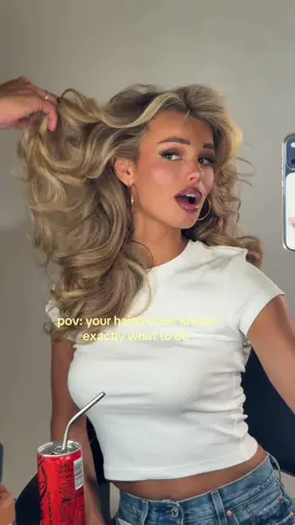 whaaaa favourite hair style ever 🤍 #90shair #hair #sophiamae 