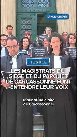 Après les nombreuses attaques subies par les juges d’instruction et les parquets face aux défaillances observées dans l’affaire Lyhanna, les magistrats de Carcassonne étaient rassemblés ce lundi 29 juin devant le palais de justice pour rappeler le manque de moyens face au nombre de plaintes, mais aussi la multiplication des priorités données ces dernières années par le pouvoir politique. 