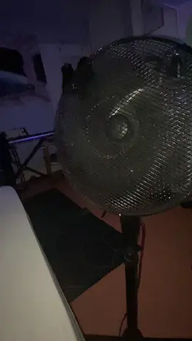 Aider mw a en racheter 1 il fait chaud…#viral #faitepercer #fyp 
