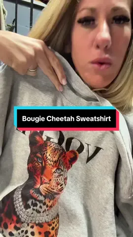 Wait for it… #cheetah #crewnecksweatshirt #vogue #oversizesweatshirt #fashionleopard 