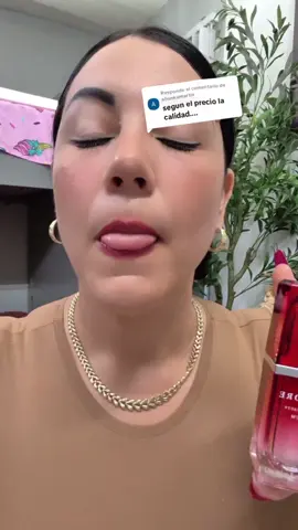 Ayuda a reducir lineas de expresión e hidrata profundo y  combate el envejecimiento. #Serum #skincare #tiktokshop #bellezafemenina #pielbonita 