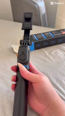 Selfie Stick, 41'' Extendable Phone Tripod Stand with Phone Holder & Detachable Remote, 360° Rotation Selfie Stick Tripod for Cell Phone Compatible with iPhone, Android, Samsung