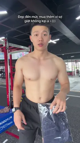 Quần short thể thao nam Oricano form tôn body vải gió nhẹ thoáng khí, co giãn tốt, vận động thoải mái. #quanshortnam #quanthethaonam #quannamdep #oricano #quantapgymnam 