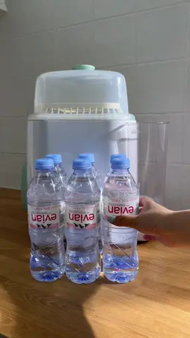 Moms…make your life easier 🤍 No more hauling bottled water. No more white limescale residue. No more washing bottles twice. 💧Built-in water filtration. 🍼Fits up to 8 bottle sets at once. ✨Washes,sterilizes,dries,and stores everything for you. Honestly,this is one baby purchase l wish l’d bought sooner.🥺 ✨The sale is officially live—don’t miss out!🤍#bottlewasher #papablic #pumpingmom #babyregistry #newmomlife 