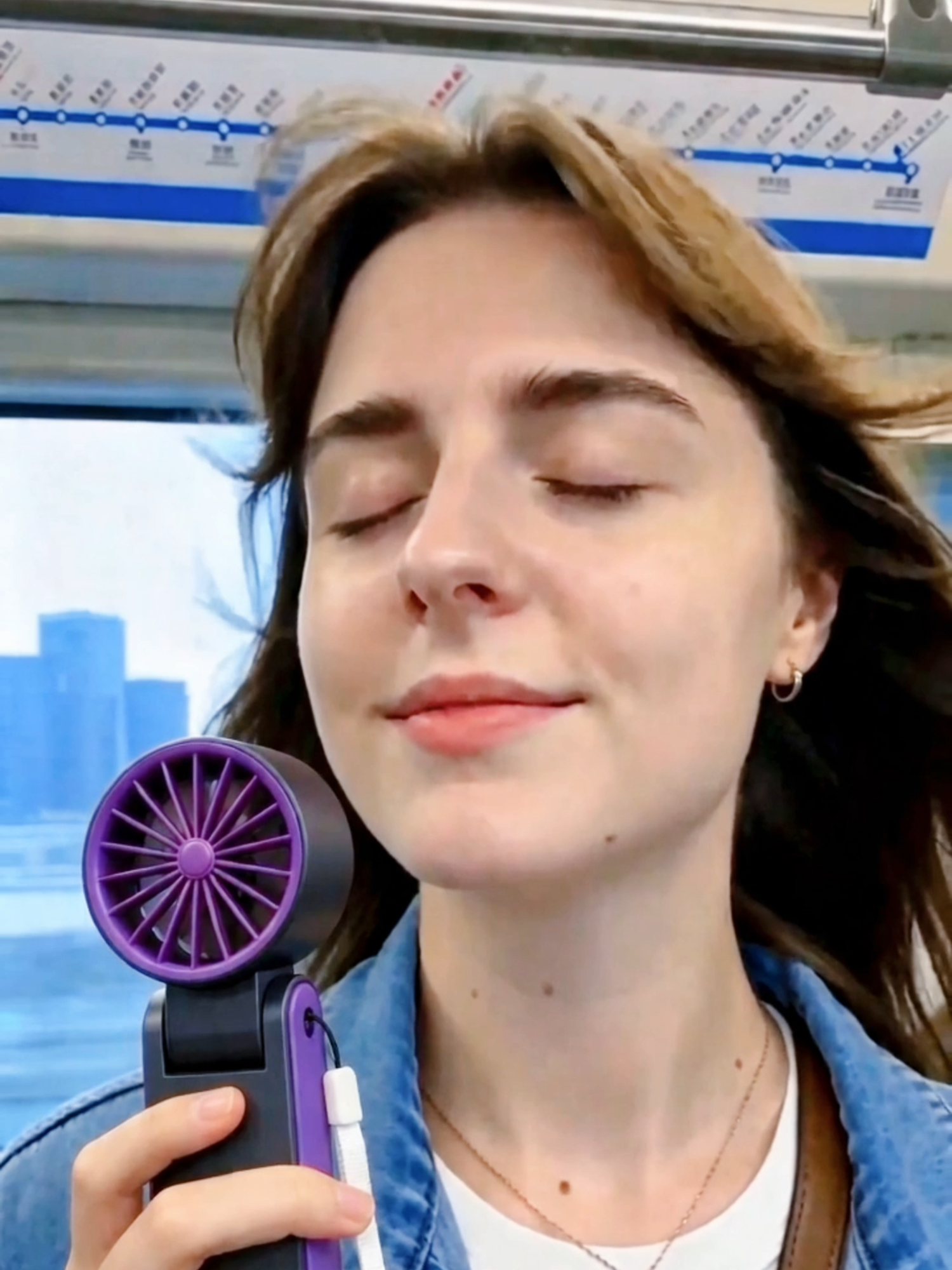 Not Just a Fan. It’s Cooling. Your summer essential is here — FREE Shipping, Tap to Buy Now#summerwins #portablefan #minifan #tiktokshop #coolonthego #clipminifan #outdoorcooling #tiktokmademebuyit #fyp #summermusthaves #momlifehacks #dealsforyoudays