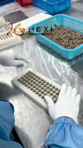 Capsule Powder Film Technology, Precision Filling. We can customize and develop formulas tailored to all your skincare needs.
 Private Label Skincare, Low MOQ. Build Your Own Brand, One-stop Factory Service#sourcefactory #SkincareOEM #cosmeticsfactory #oemfactory #skincarefactory 