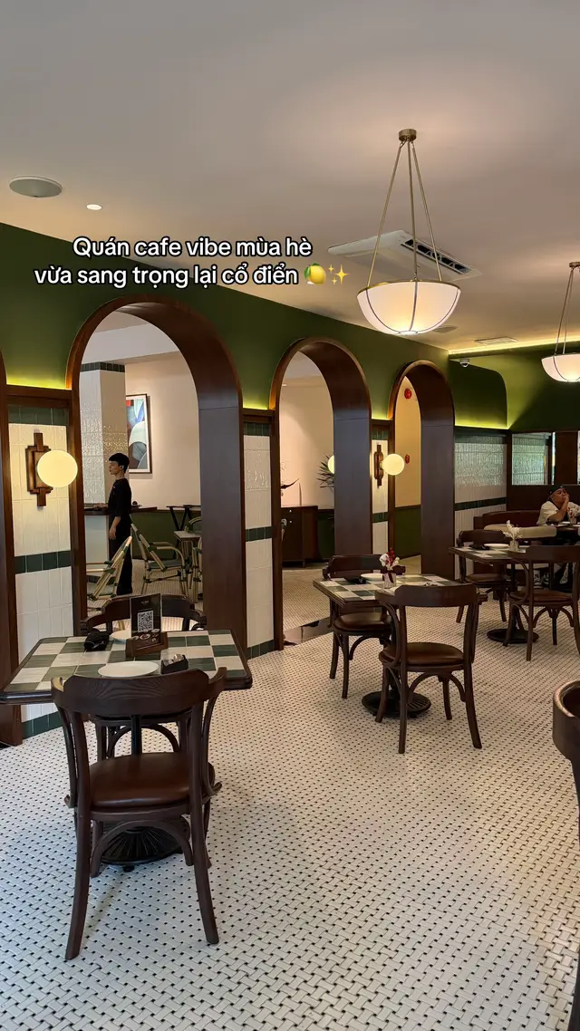 Quán cà phê vibe mùa hè cho hội chị em mình đây.  #coffee #reviewcafe #cafesaigon #foryou #kitavlog  