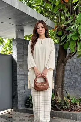 Another Outfit I'm Loving#bajukurung #kurungmoden #creamoutfit #checkeredskirt #outfitwanita 