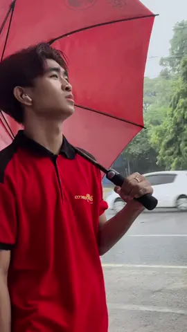 ရိုက်ပေးတဲ့လူနဲ့က ဘယ်လိုမှ feel မရဘူး😮‍💨#ကာဗာတိုင်းပြည် #မိုးရာသီ #ဗညားဟန် #fypシ #foryoupage 