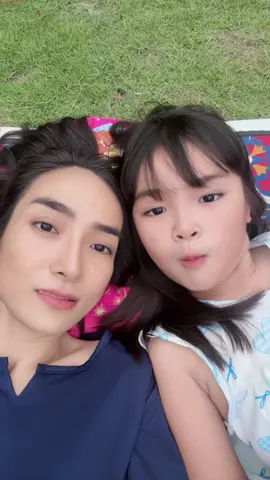 Hai chị em