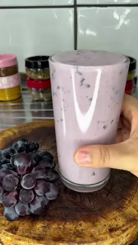 Smoothie de uva com banana #facavocemesmo #dicaseutilidades #utilidadepublica 