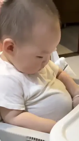 chiếc bụng sữa  #embe #embedangyeu❤️ #cutebaby #embedethuong 