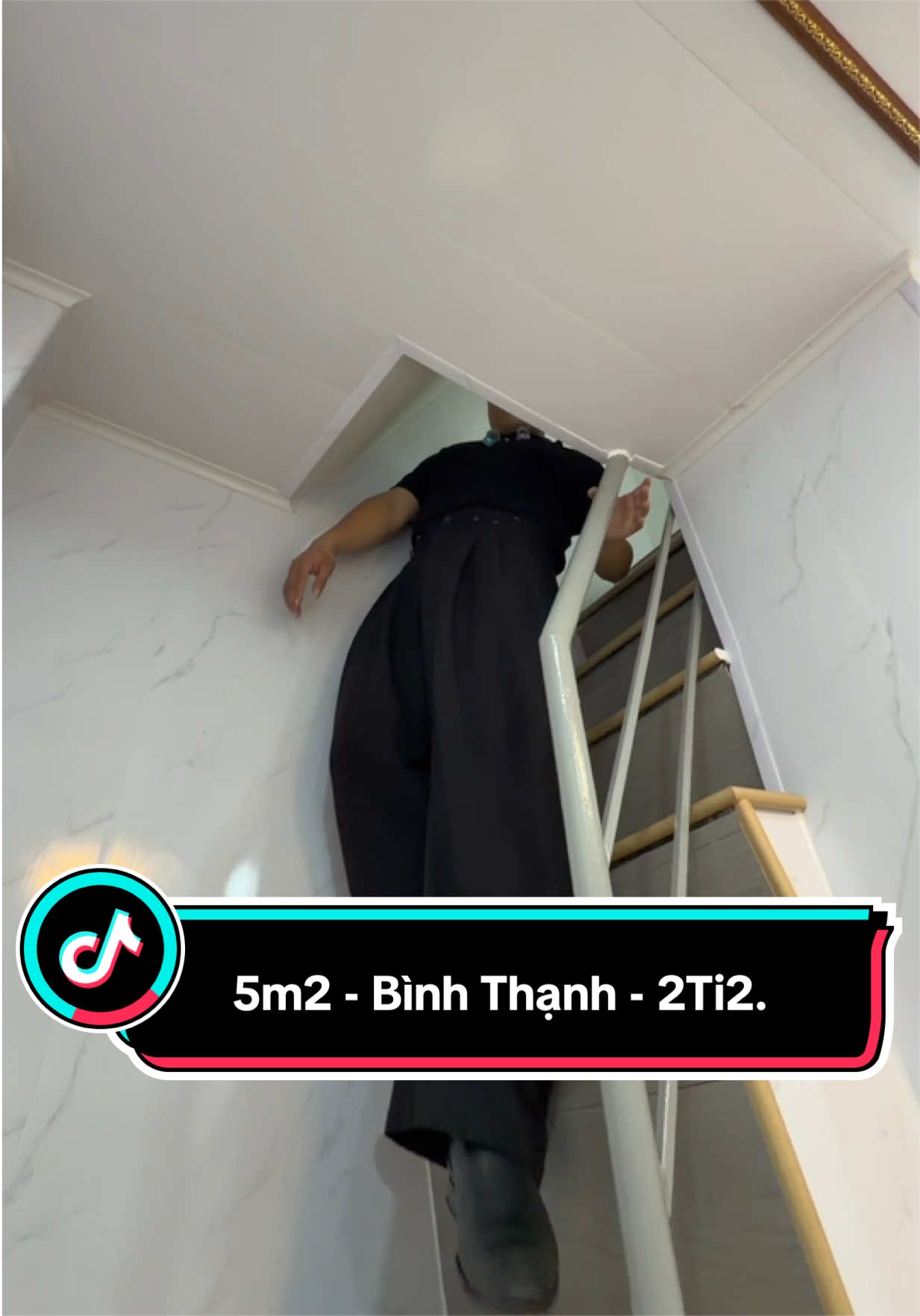 Nhà nhỏ 5m2 - 5m2 - 5m2 2Tỏi1  Bình Thạnh - Nhà Tam Giác - hiếm nha mấy bà #quannhathat #nhanhobinhthanh #quannhachat #nhanho5m #nhabinhthanhgiare 