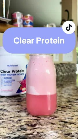 #protein #clearprotein #strawberry #banana #healthtok 