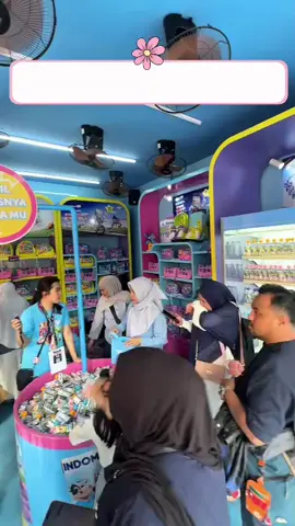 aku pun mau banget antri demi ini 🤭😍 a mumpung kan yeee 😂 #prj #kumpul #antri 