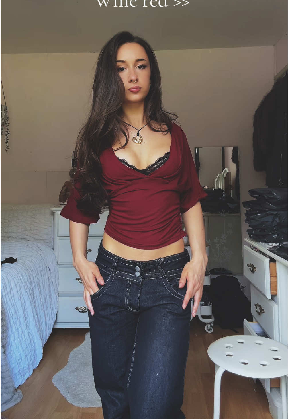Love this type of deep red🍷 #burgundy #classy #dateoutfit #OOTD #y2k 