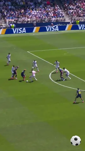 Alajbegovic scores Bosnia and Herzegovina's first goal against Qatar  #WorldCupHighlights #FootballTikTok #ViralSports 
