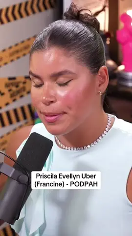 alguém se identifica #fy #fyp #uber #priscilaevellyn #podpa 