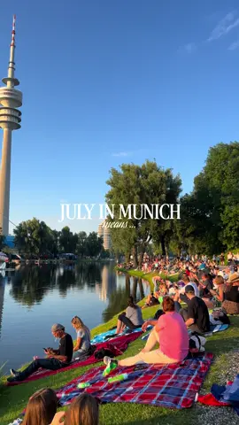 July in Munich means: 🌇🍸🍻🌻🥨 #munichguide #wheretogoinmunich #thingstodoinmunich #julymunich #munich 