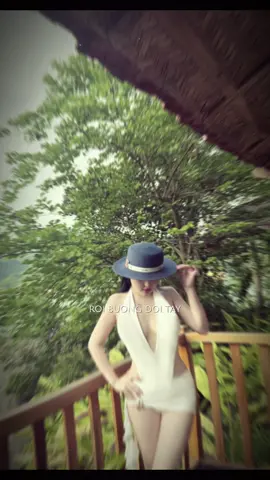 Bầu trời nhiều mây lại thiếu nắng Lòng ta trống vắng vì thiếu money😂🏞️. #resort #travel #fyp, #foryou, #trending 